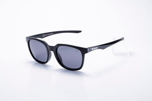 BEAGLE （ビーグル）| 偏光サングラス　ブラック×ブラック