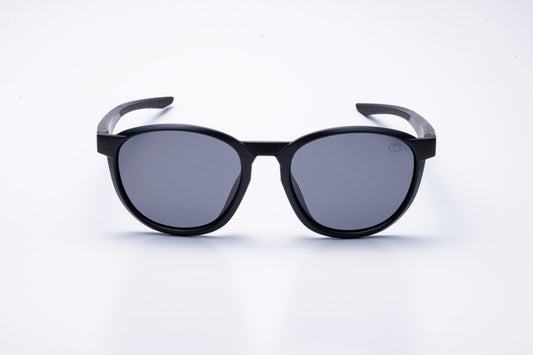 PUG （パグ）| 偏光サングラス　ブラック×ブラック