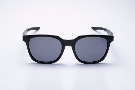 BEAGLE （ビーグル）| 偏光サングラス　ブラック×ブラック