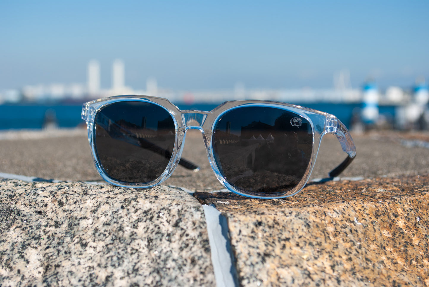 BEAGLE （ビーグル）| 偏光サングラス　クリア×ブラック