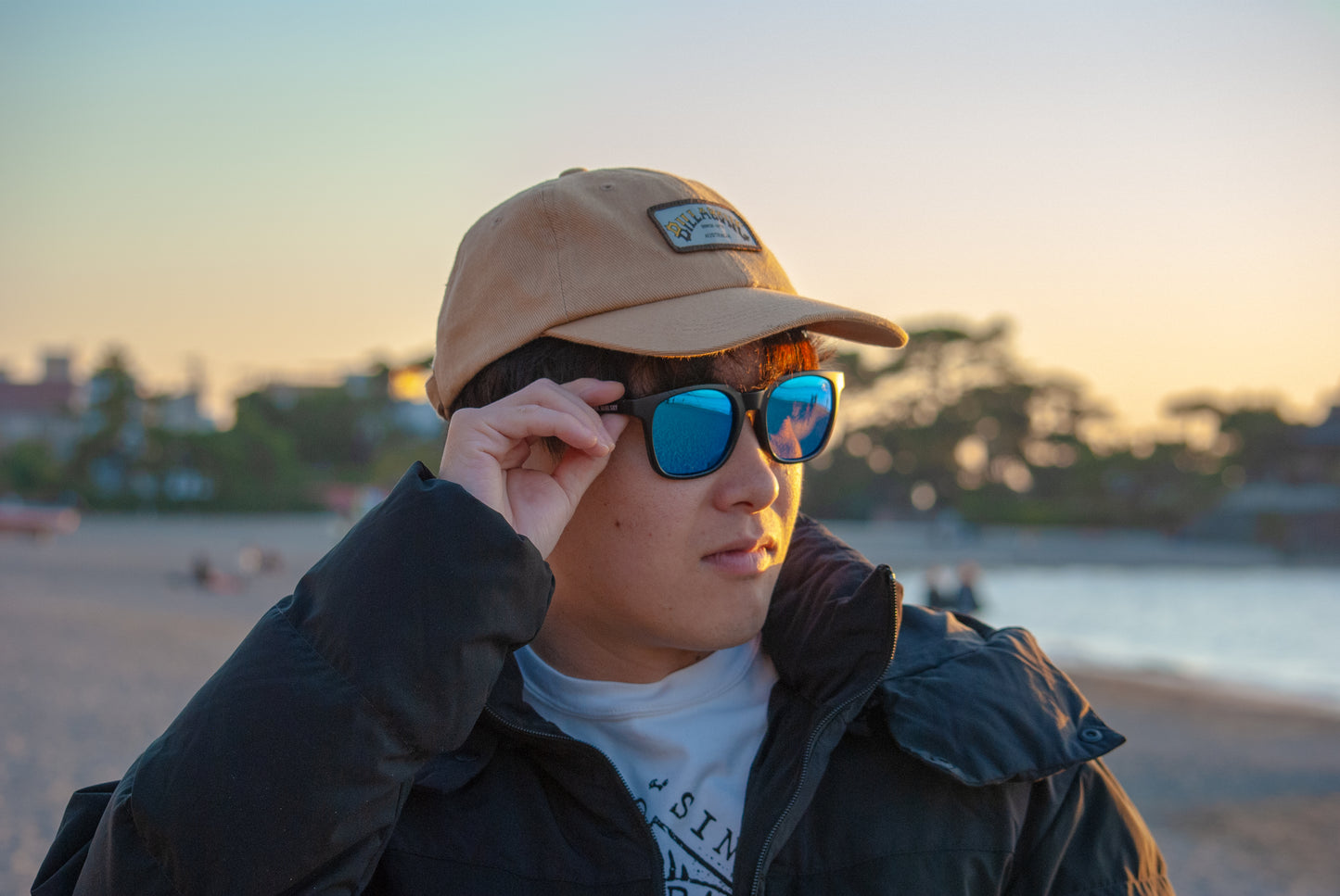 BEAGLE （ビーグル）| 偏光サングラス　ブラック×アイスブルー